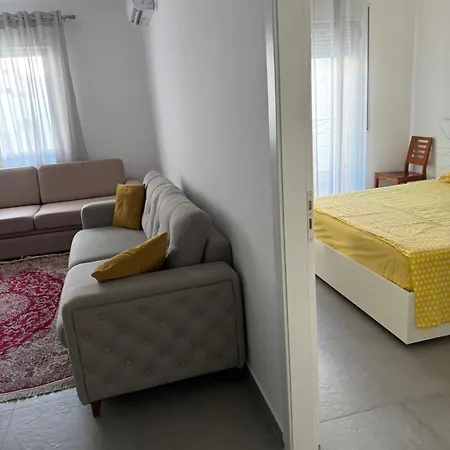 Stela Luan Apartment *